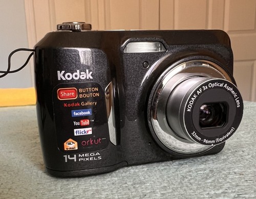 Kodak EasyShare C183 14.0 MP Compact Digital Camera - Excellent - Bundle - - Picture 2 of 14