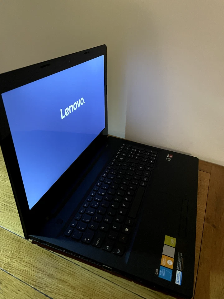 Lenovo Laptop Notebook PC. 15.6" Excellent Condition - Grade A - Image 3 of 4