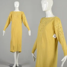 XL-XXL 1970s Yellow Sweater Cutout Embroidered Soft Lightweight Long Sleeve Midi