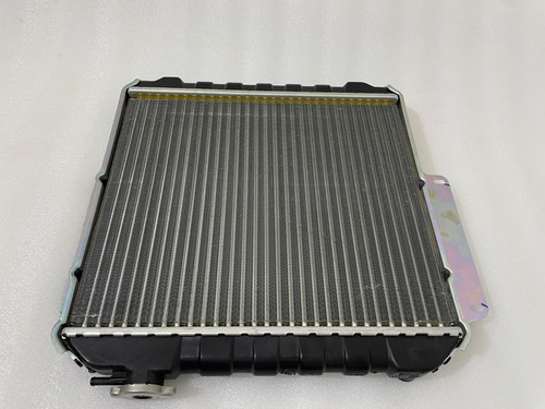 Suzuki Samurai SJ413 MPFI Sierra Jimny SJ50 70 Radiator for G13A G13BA 1.3 8V - Picture 15 of 19