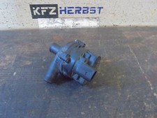 Pompe à eau Mercedes 200