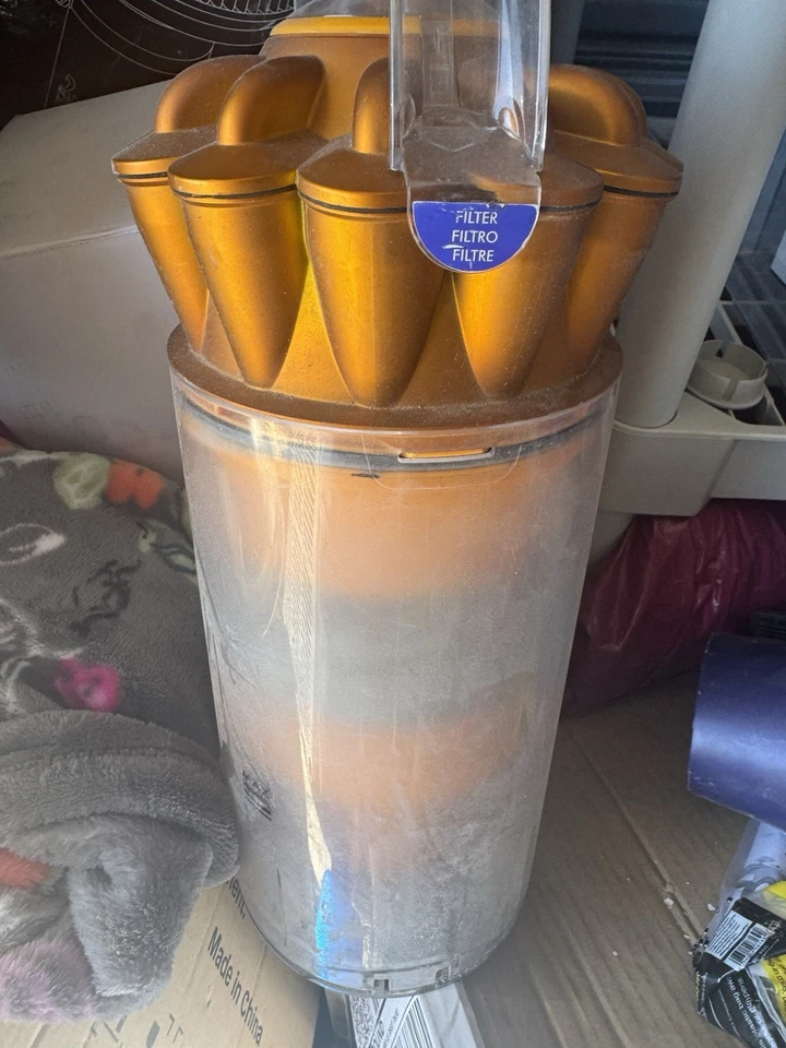 Cubo de polvo de repuesto original Dyson UP16 UP19 aspiradora OEM dorado Foto 4 de 4