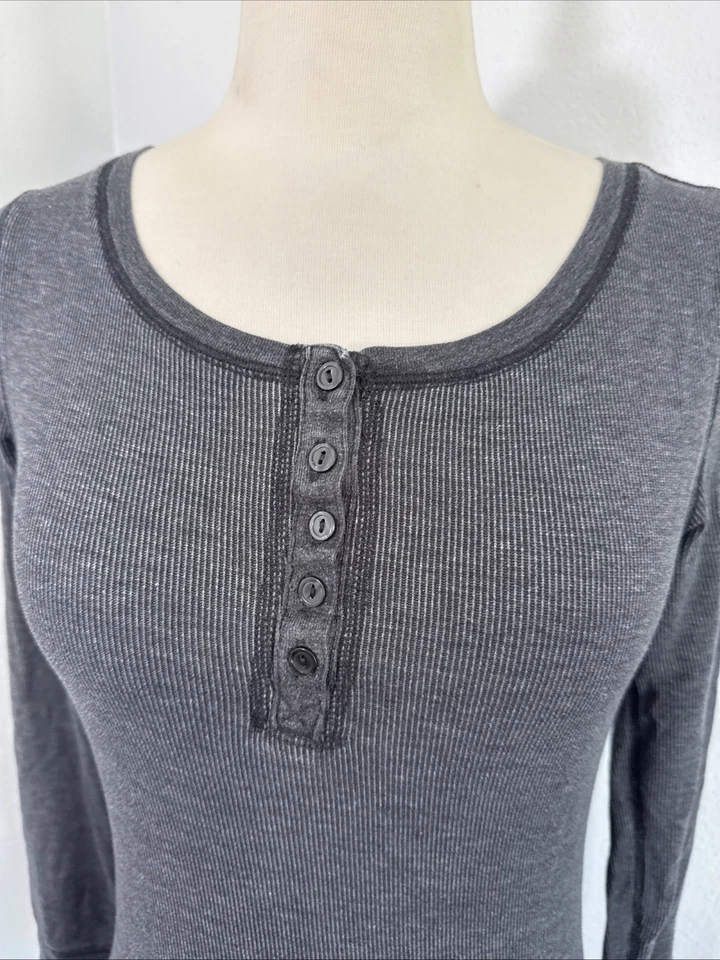 Top térmico Mossimo Henley para mujer S gris grunge Bella Swan Elena Gilbert Y2K Foto 3 de 4