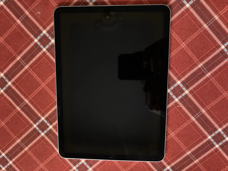Apple iPad Air (4th generation) · 64GB · Cellular, photo 2 of 5