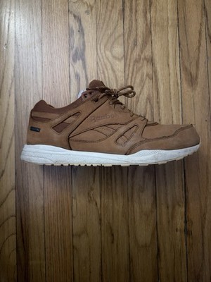 REEBOK VENTILATOR GORETEX  Malt Brown  Men s Size 11.5
