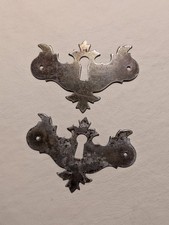 2 Chippendale Cabinet Door Drawer Horizontal Keyhole Escutcheon 