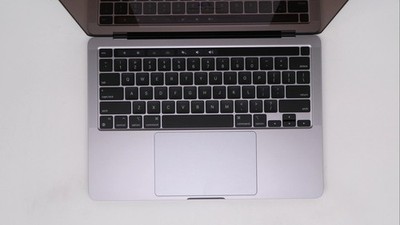 Apple Macbook Pro 13