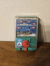 Blue-Box Green Target Game Navy Ships 77840 Handheld/TableTop Game 7"Hx4"W