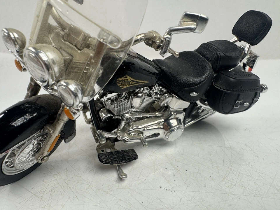 Hot Wheels Black Harley Davidson Heritage Softail Classic 1:18 Scale Diecast - Image 2 of 4