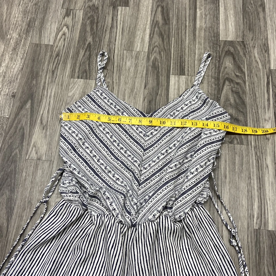 MAURICES Adjustable Spaghetti Straps Tie Side White & Blue Romper Women's Size M - Image 4 of 4