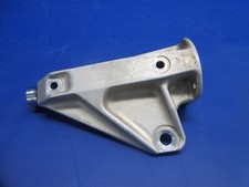 Early Cessna 210 RH Main Gear Saddle P/N 1241004-2 (1224-849) Early Cessna 210 RH Main Gear Saddle P/N 1241004-2 (1224-849)