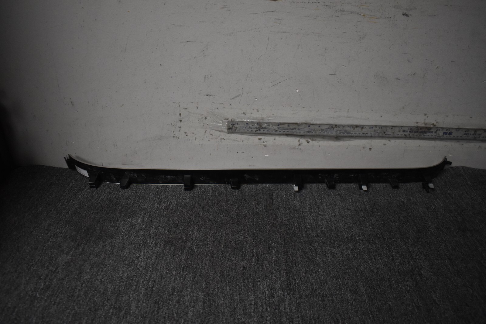 BENTLEY RIGHT SIDE STEP MOLDING TRIM LEFT SIDE FACTORY OEM
