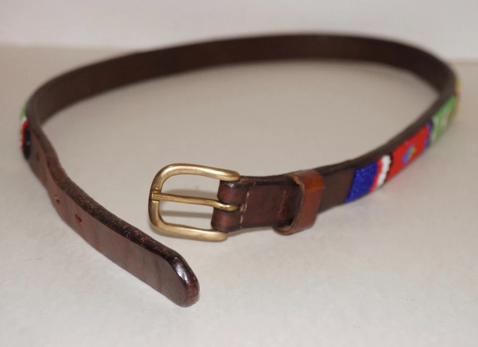 Cinturón suroeste vintage artesanal artesanal de cuero marrón y cuentas de color 34" Foto 2 de 4