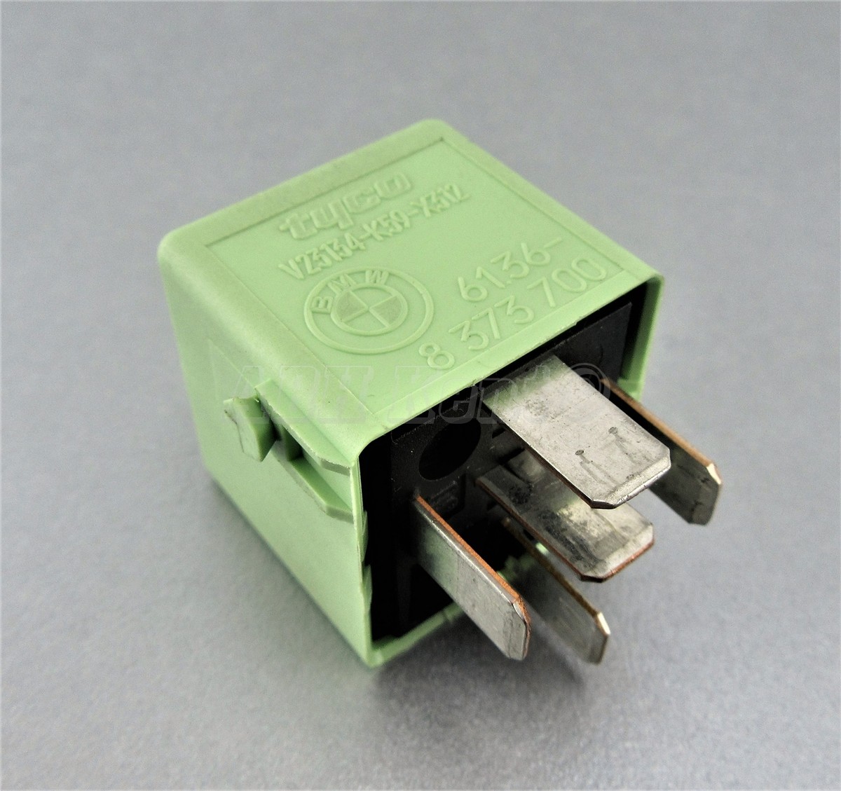 10-BMW (96-15) 5-Pin Multi-Use White-Green Relay 61368373700  