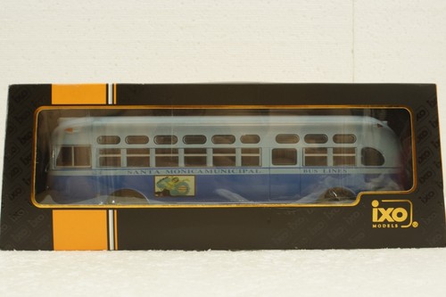 GM TDH 3714 Rosa Parks 1955, BUS007, IXO 1:43 - Picture 9 of 9