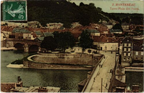 CPA Montereau Terre-Plein des Ponts FRANCE (1289668) - Bild 1 von 2