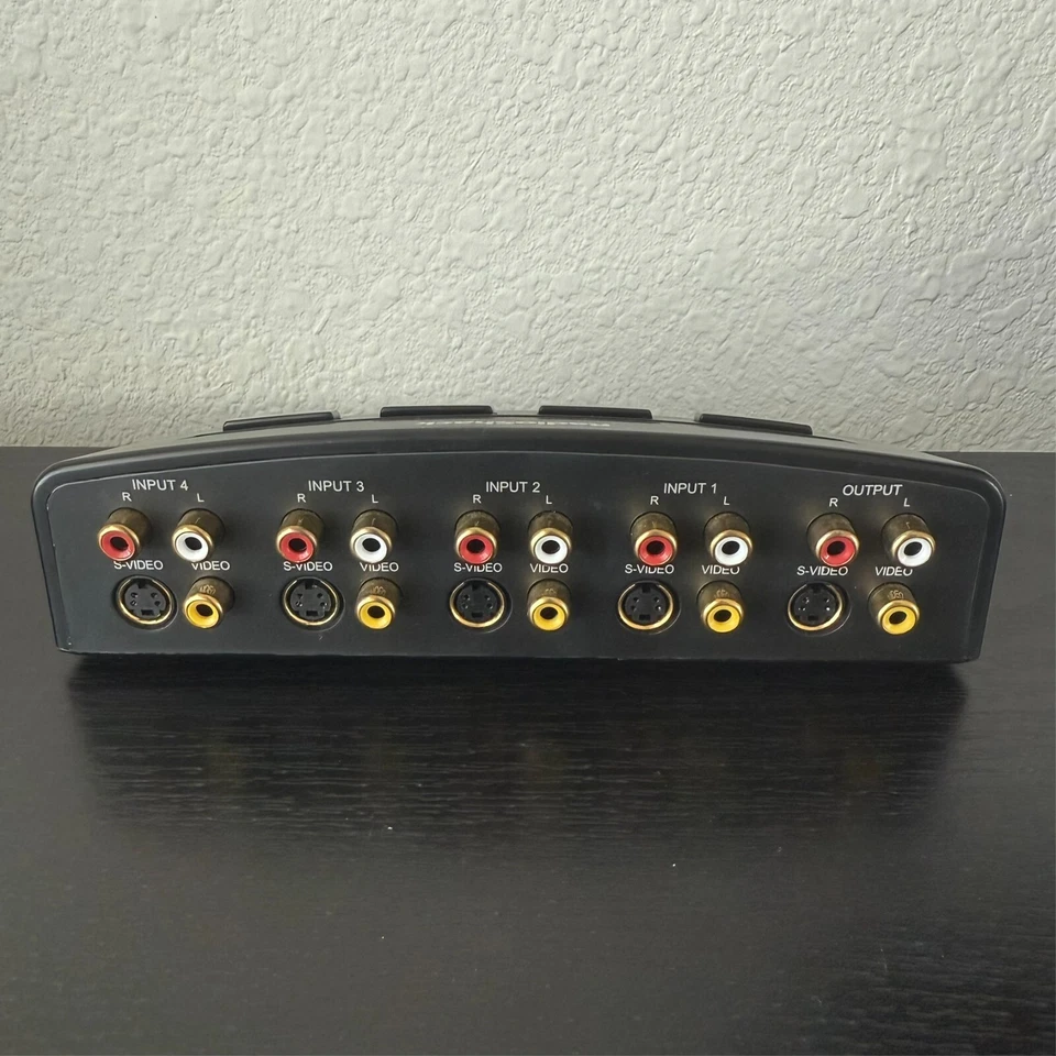 Radio Shack 15-313 4-In/1-Out Composite A/V Selector Switch – S-Video – Tested - Image 3 of 4
