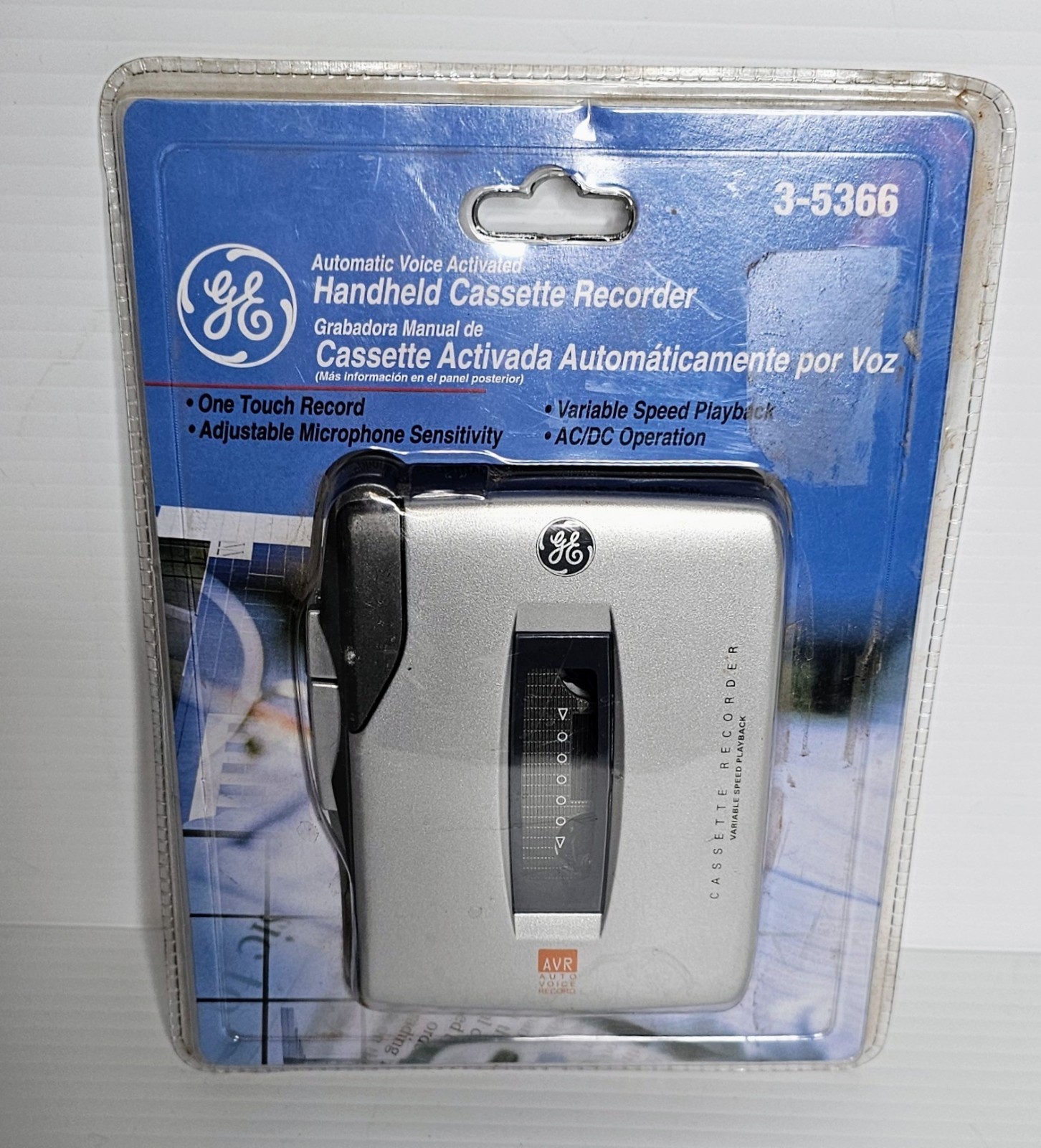 VTG 2003 GE Handheld Cassette Recorder/Player Seeled New Old