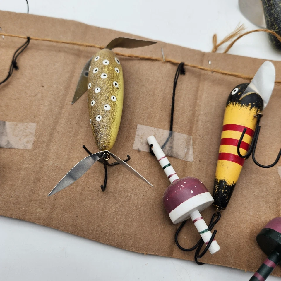 Señuelo de pesca de madera 36" guirnalda bobber cabaña lago albergue deportista pesca lago Foto 3 de 4