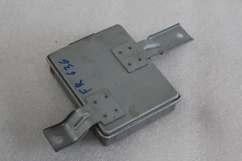 Módulo de control de crucero Acura Legend 1993 36700-SP0-A31 Foto 2 de 4