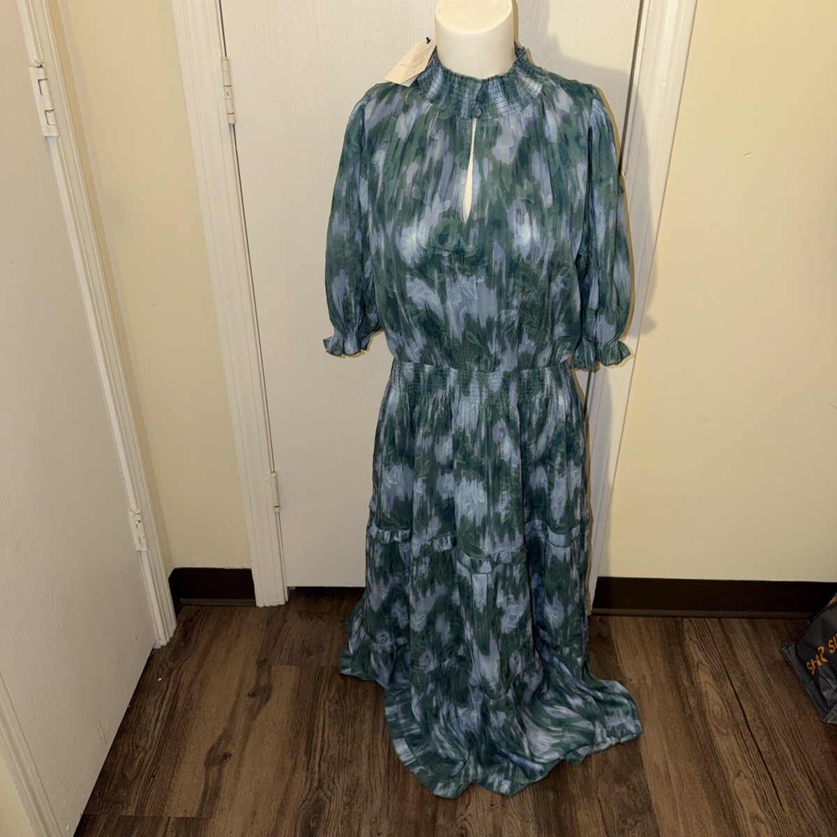 pale yellow midi dress Flaminia Midi in – Safiyaa London Complete The Look: 1651 - Tropical mix Amazon.com: ROFTEK Olive Green Size:US Size 14W the silhouette opens into