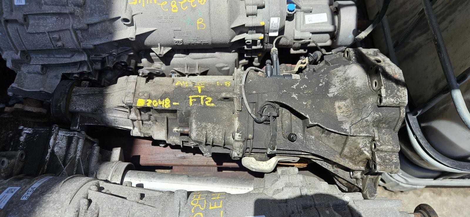 Audi A4 5-speed manual gearbox  FTZ 01A300047L  199K Miles