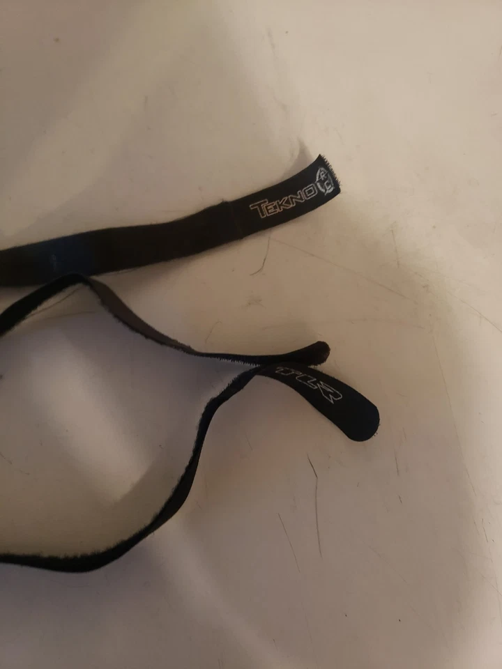 Tekno Battery Straps  - Image 3 of 4