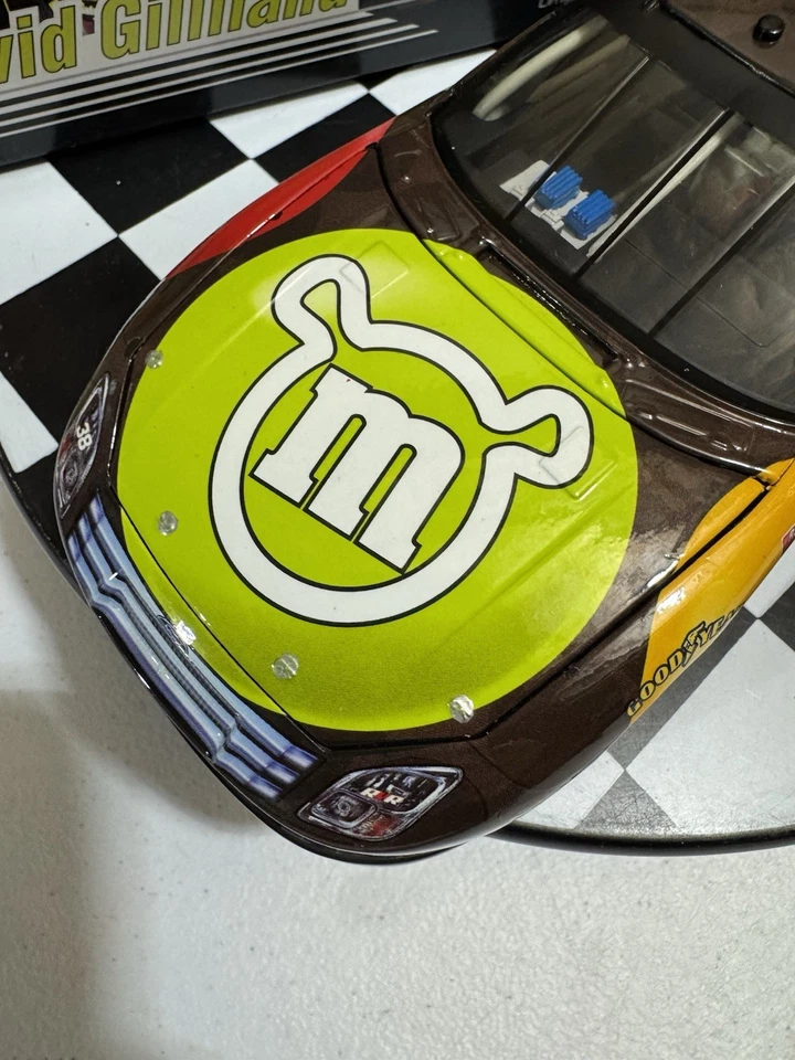 RARE* David Gilliland #38 M&M’s Shrek The 3rd 2007 1/24 Nascar Diecast - Image 4 of 4