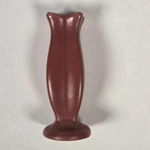 Red Wing Rumrill Art Pottery 4" Mini Vase #325 Novelties in rare Copper Brown