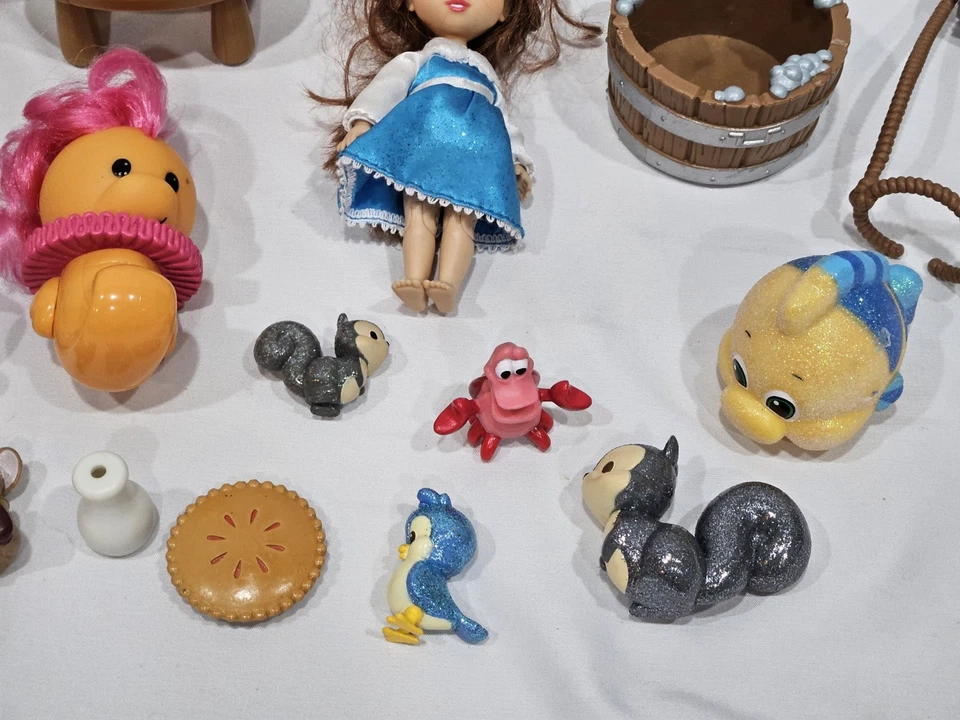 Lote Mini Muñecas Princesas Colección Animadores Disney - Accesorios y Amigos Foto 2 de 4