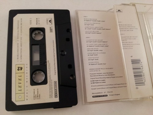 Level 42 : World Machine : Vintage Cassette Tape Album from 1985 - Picture 4 of 6