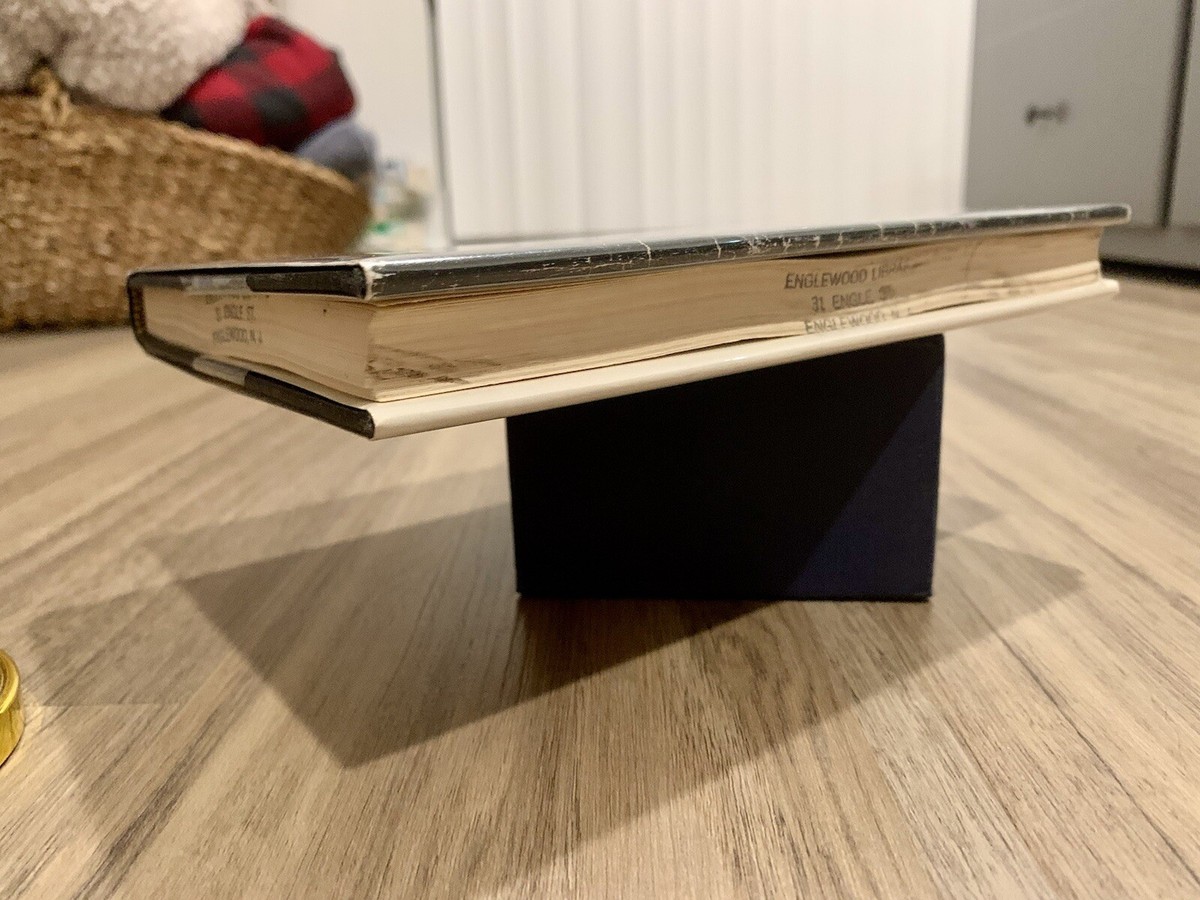 Hawthorne: A Collection of Critical Essays (Twentieth Century