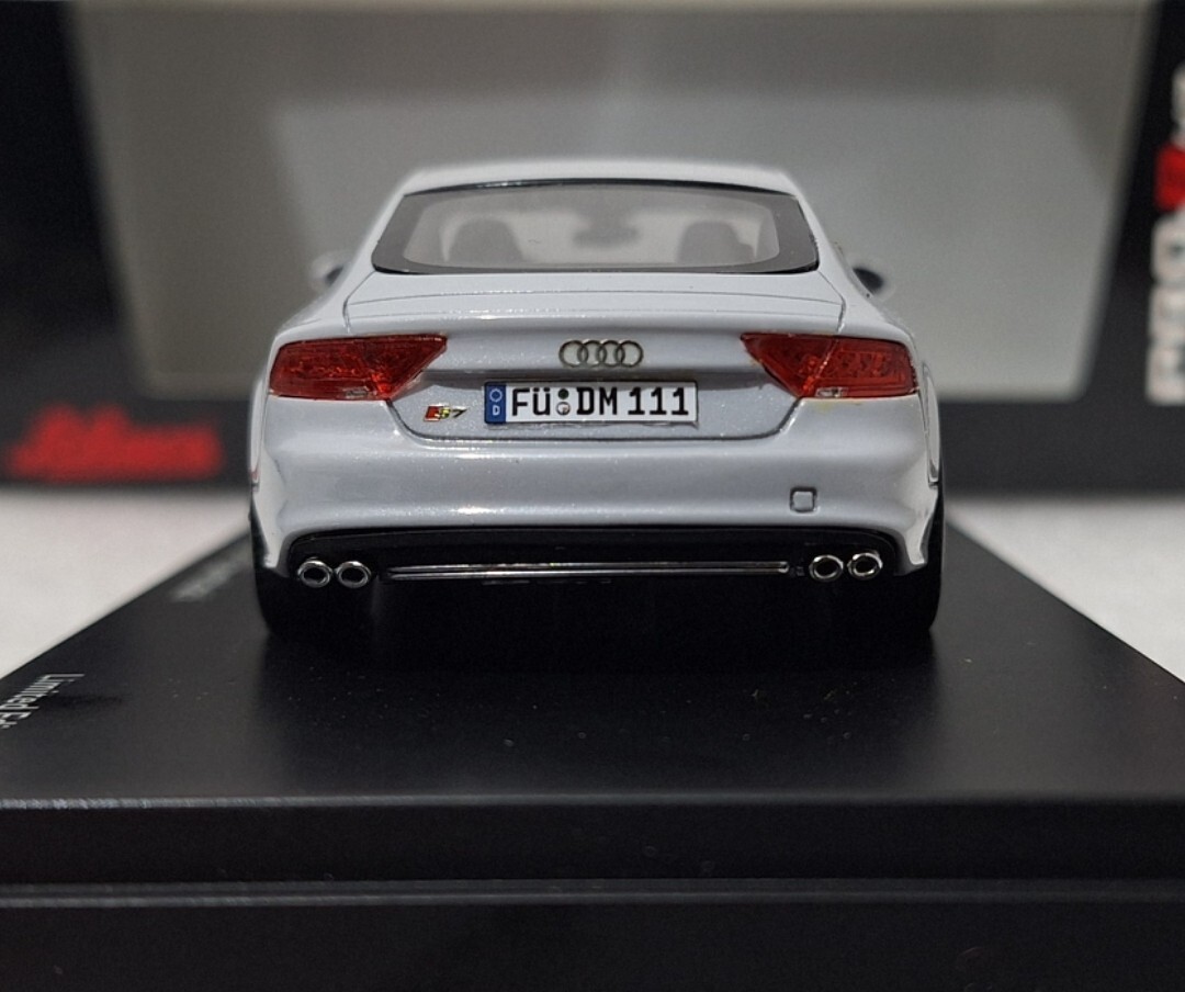Audi A7 S7 Sportback Coupe 4-Door 2012 Suzuka Grey 1:43 Schuco