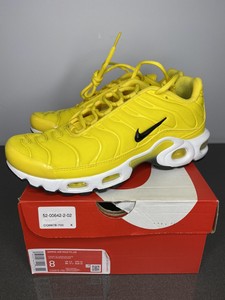 chrome yellow air max plus