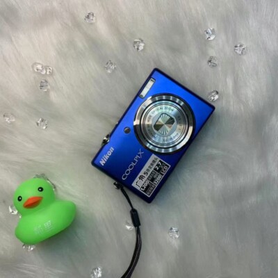 Nikon COOLPIX S570 12.0MP 5x Optical Zoom CCD Digital Camera