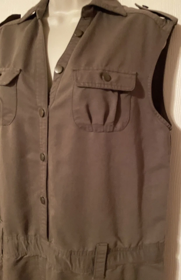 Pantalones Cortos Per Se Mameluco Talla 6 Verde Oliva Bolsillos Delanteros A Presión Militar Y2K De Colección Foto 4 de 4