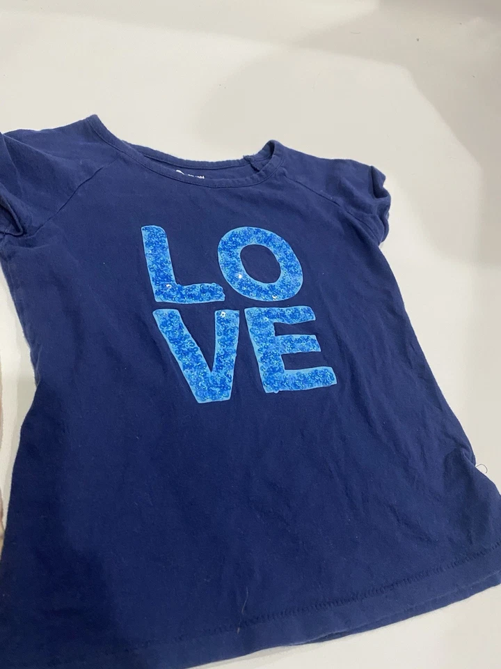 Pacote Sparkle - Camisas de manga curta 5T. Um diz mamãe/papapai menina outro diz AMOR - Imagem 4 de 4