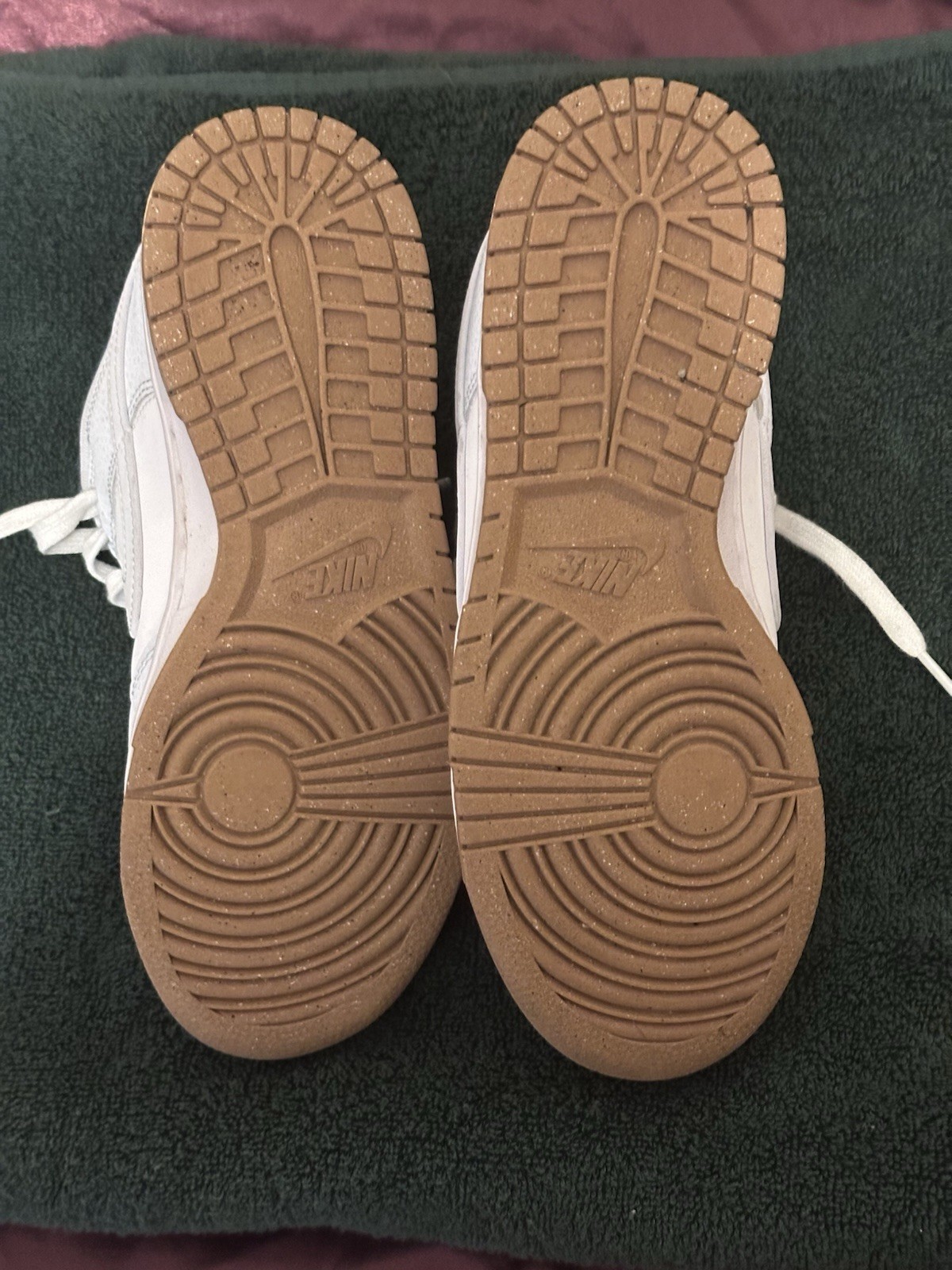 Nike Dunks Low - image 2