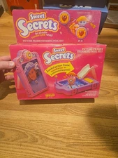 Vintage Galoob Sweet Secrets Picture Frame / Swimming Pool UnPunched SEALED 4603