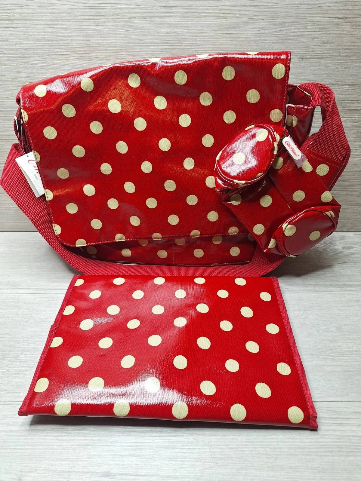 Cath Kidston baby nappy changing bag Red White Polka dots complete RRP £65.99
Opens in a new window