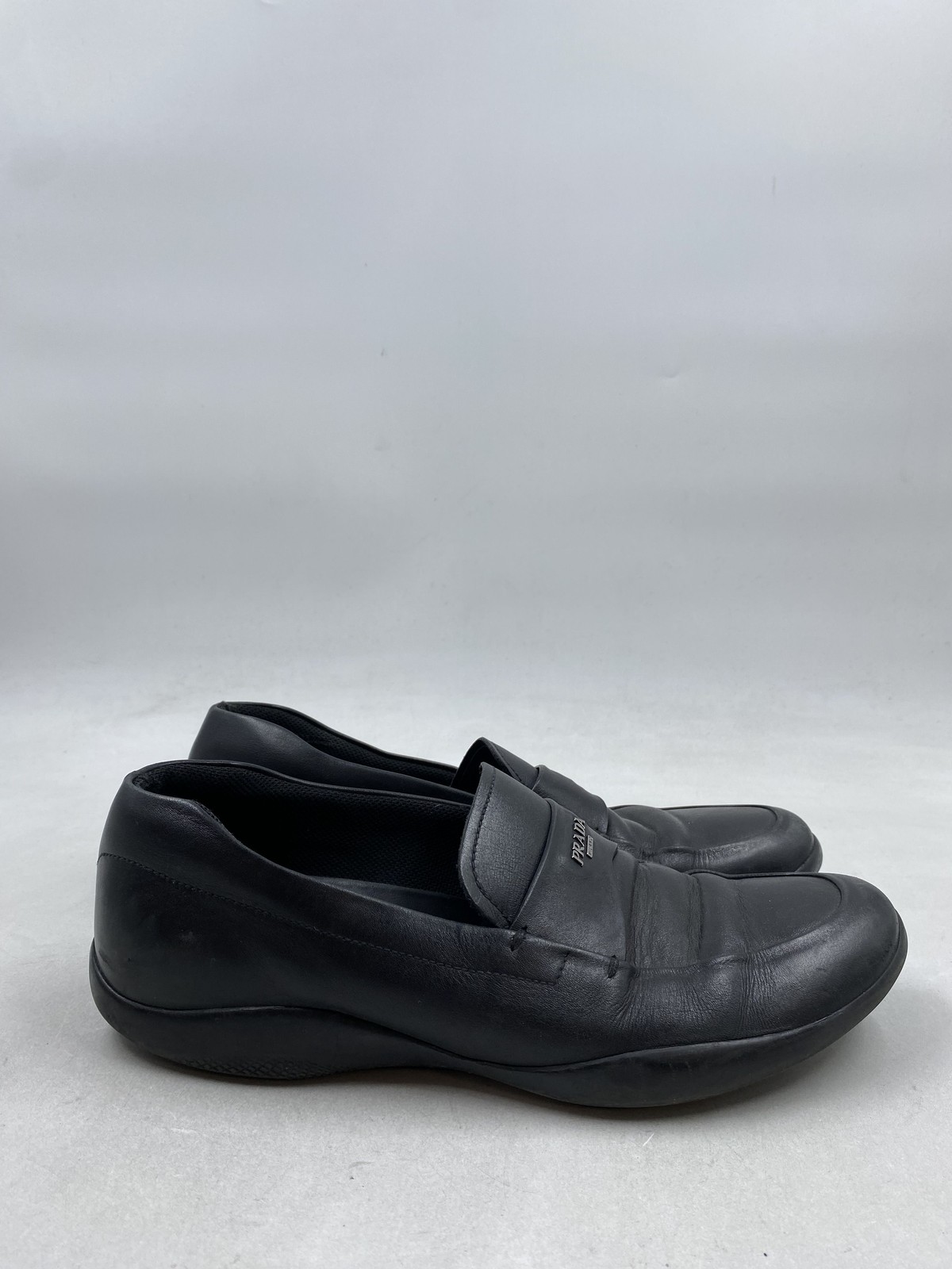 Prada Black Leather Driver Loafers for Men Size 6-image