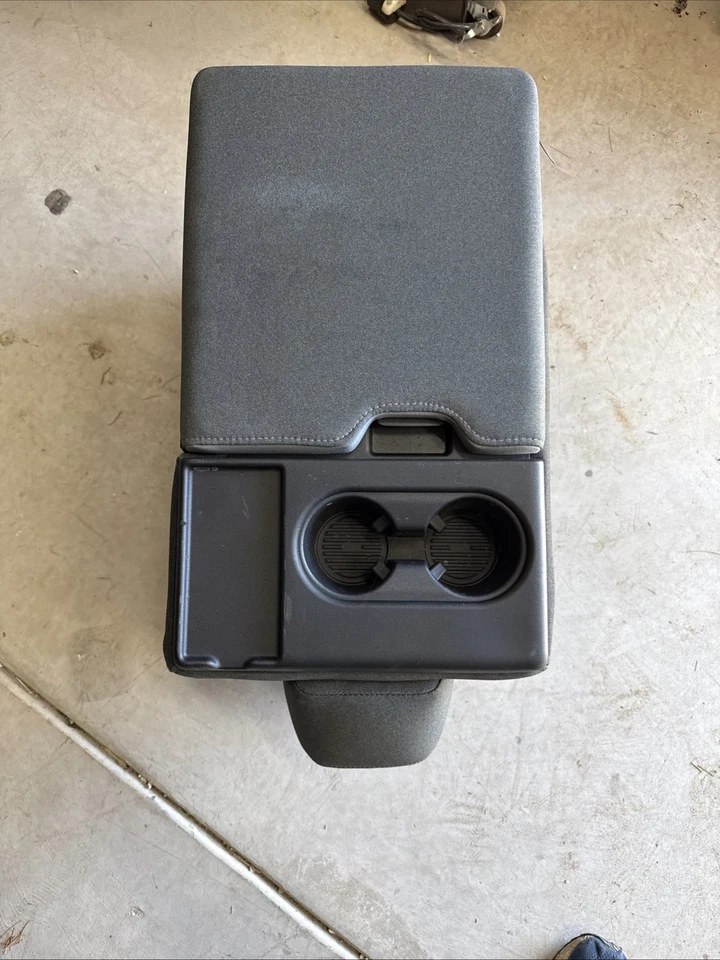 NEW 2024 FORD F150 F250 F350 GRAY CREW CAB CLOTH CENTER CONSOLE JUMP SEAT - Image 3 of 4