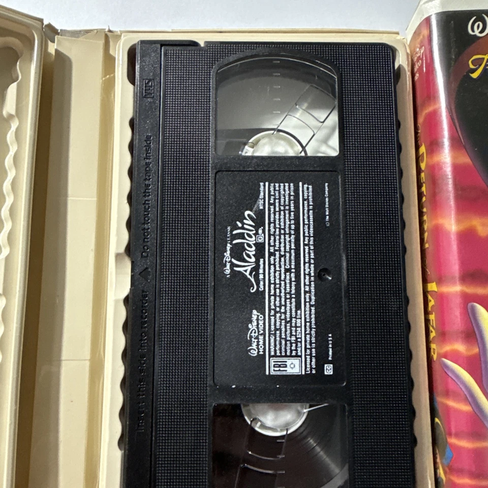 Lot of 9 Disney VHS: Masterpiece/Black Diamond & Home Video Clamshells - Image 4 of 4