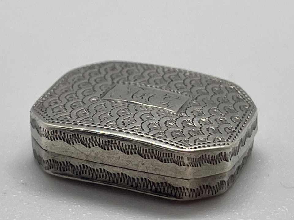 Vinagreta Samuel Pemberton plata maciza Jorge III 1787. Foto 2 de 4