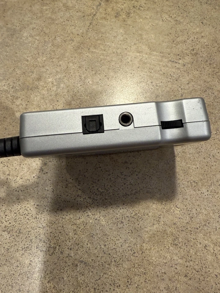 Behringer U-Control UCA-202 USB 2-Ch Stereo Audio Interface - Tested - Image 4 of 4