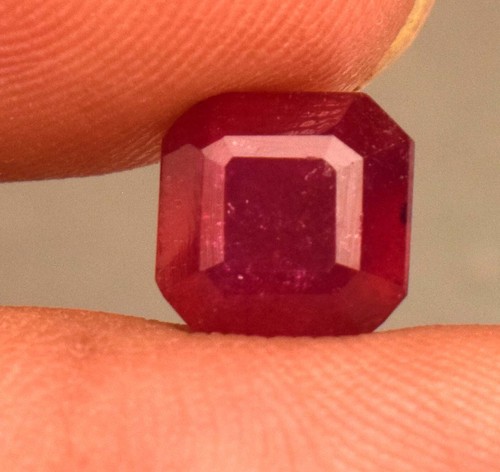 Pietra preziosa sfusa rubino rosso naturale Mozambico 2,65 taglio smeraldo gemma sfusa RIEMPIMENTO VETRO - Foto 3 di 4