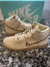 sb dunk high waffle