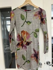 Flower Design boohoo dress size 10