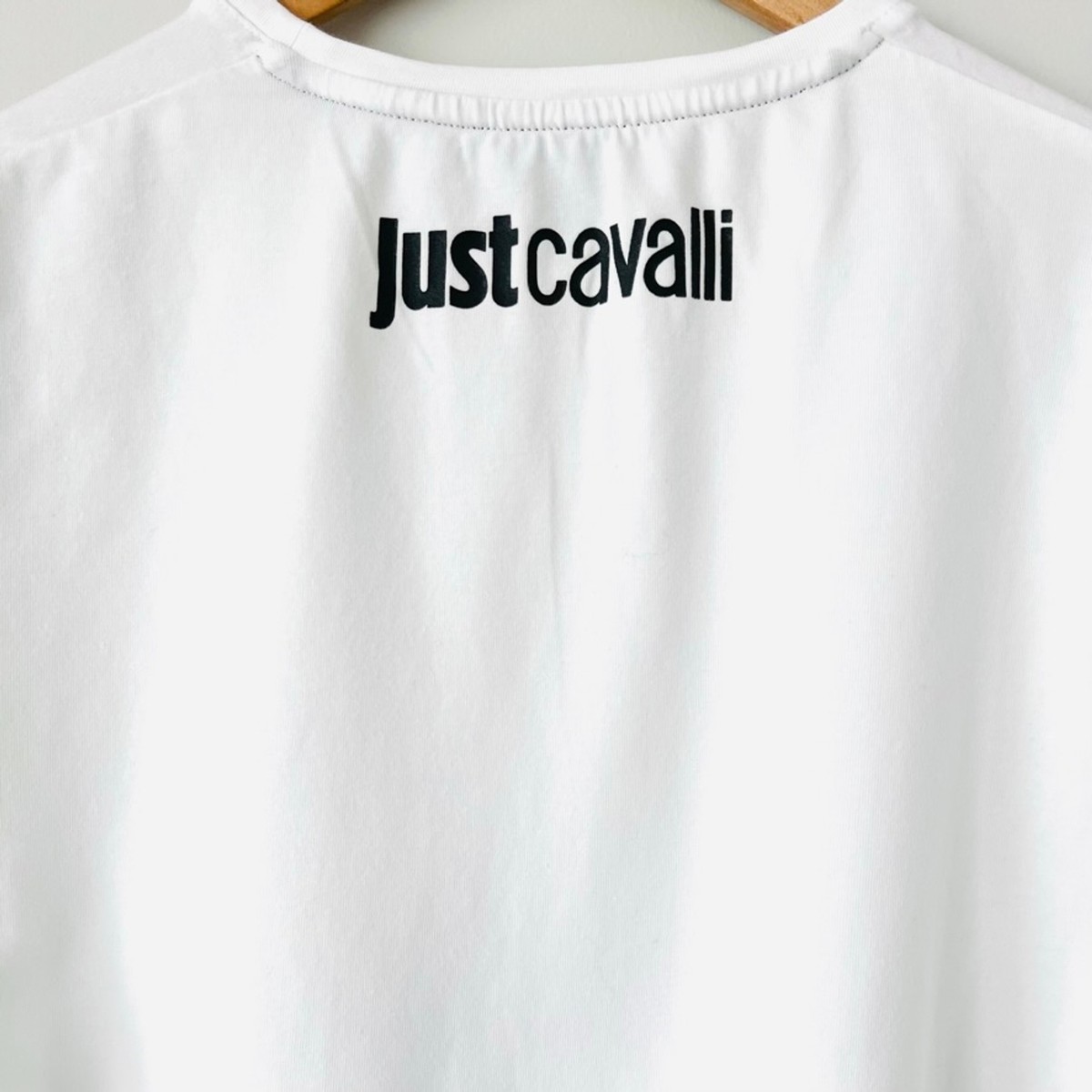 Tシャツ・カットソー JUST CAVALLI Men T-shirt White 78OAHT12CJ502 003 JUST CAVALLI Men's White Short Sleeve T-Shirt with Vibrant