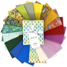 Tula Pink - Tiny Beasts True Colors Tiny Coordinates FQ bundle in Glow
